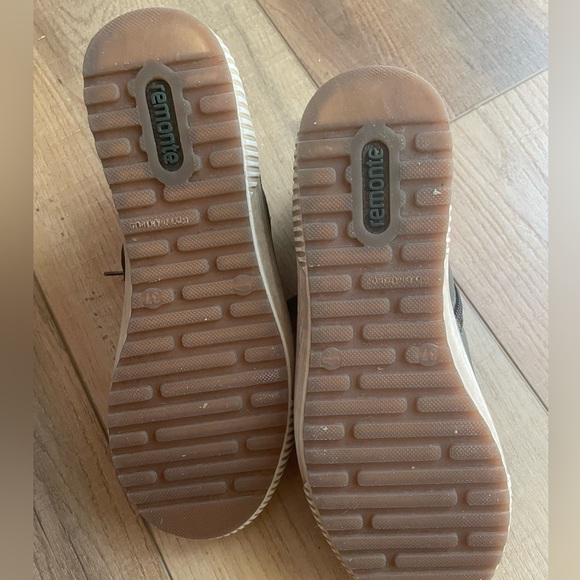 Remonte Olive and Brown Sneakers - Picture 7 of 12